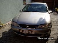 Prod�m OPEL Vectra B 1.8i